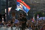 Protesty v Srbsku eskaluju prezident hovori o terorizme