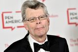 Stephen King na cele zakazanych autorov Americke skoly odstranuju stovky knih