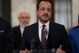 Nikos Christodulidis celi obvineniam z korupcie manzelka a kancelar odstupili