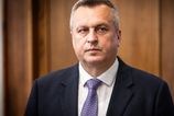 SNS ustupila Z parlamentu stahuje nizsie tresty za extremizmus aj zmeny v statnych symboloch