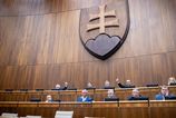 SaS predlozila uznesenie na podporu Gronnska Politika na vsetky styri svetove strany nas pripravuje o spojenectva