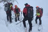 Skialpinista uviazol vo Vodarenskom zlabe pomohli mu zachranari