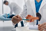 Co by mal kazdy laik vediet o rakovine a medicine Prekvapivo malo videopodcast