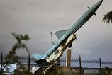 Iran vypalil dve balisticke rakety na zakladnu USA a Britanie Utok preukazal dlhsie dosah zbrani