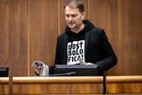 Zoskrtnu platy politikov na polovicu Igor Matovic si dal podmienku na podporu vlady Michala Simeku
