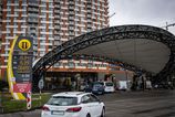 Co sa deje s benzinom a naftou Vyvoj za uplynule dva tyzdne zhrnujeme v otazkach a odpovediach