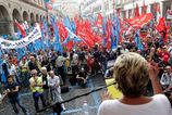 Trumpov diletantizmus moze vyhnat cenu ropy az na 200 dolarov V EU to ako prve pocitia dva klicove staty