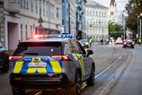 nocna strelba pri banke v lucenci zranila osobu policia vysetruje potycKup na parkovisku a pouzitie zbrane
