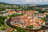 Juhocesky unikat bez letnych davov zazite Cesky Krumlov plny umenia splavov a skrytych zakut