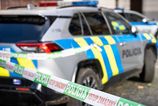 Policia zadrzala a obvinila trojicu ktora nelegalne obchodovala so zbranami