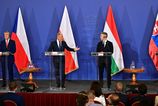 V4 je podivne spoloenstvo Strednu Europu nespajaju uspechy ale zlyhania komentar Borisa Zalu