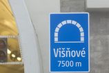 Dopravu v tuneli Visnove v smere od Martina zablokovala nehoda