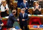 Madarski poslanci si zvolia noveho prezidenta uz v utorok