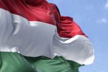 Madarsky parlament urychluje vymenu generalneho prokuratora poslanci mogu o novom sefovi rozhodnut uz v utorok