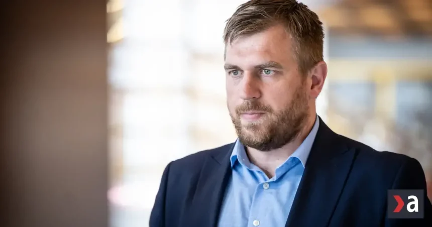 Filip Kuffa podáva trestné oznámenie za Tarabove výroky o jeho osobe