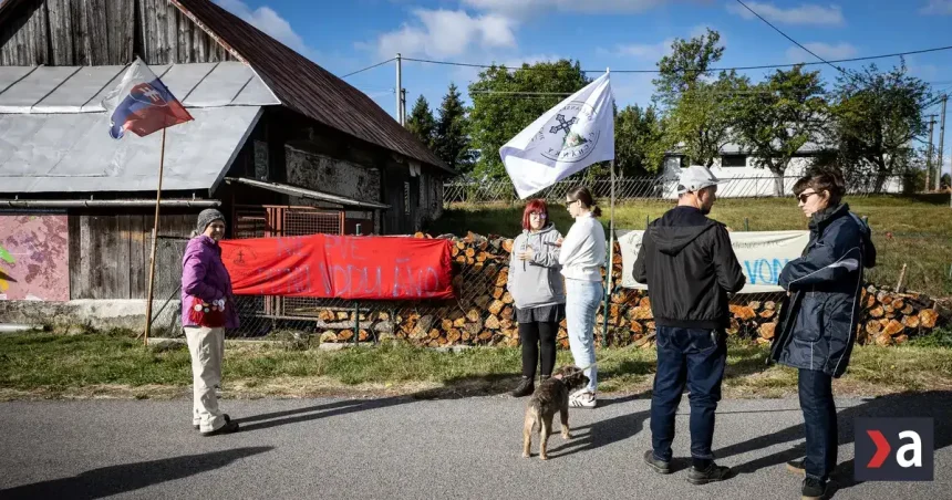 Látky sa pripravujú na ďalšie nočné prekvapenie v boji proti priehrade Tomáša Tarabu