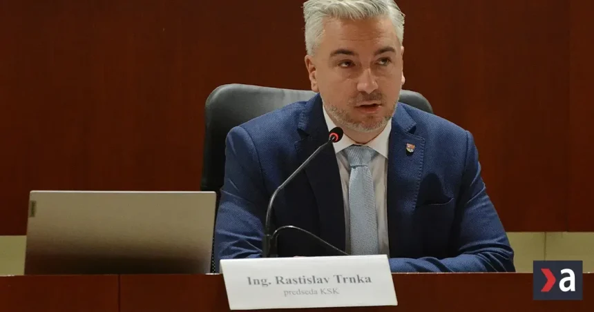 Polícia odmieta obvinenia Rastislava Trnku, pri doručovaní obžaloby postupovala zákonne