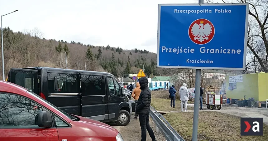 Poľsko sprísňuje ochranu hraníc: Šesť priechodov s Ukrajinou v pohotovosti
