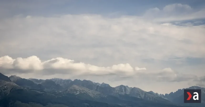 Pondelok prinesie výrazné ochladenie, silný vietor a sneh od 1500 metrov