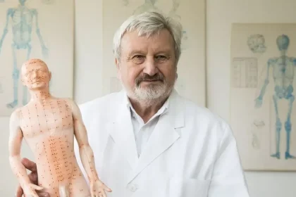 Prominentný český psychiater Cimický odsúdený za vydieranie a sexuálne násilie