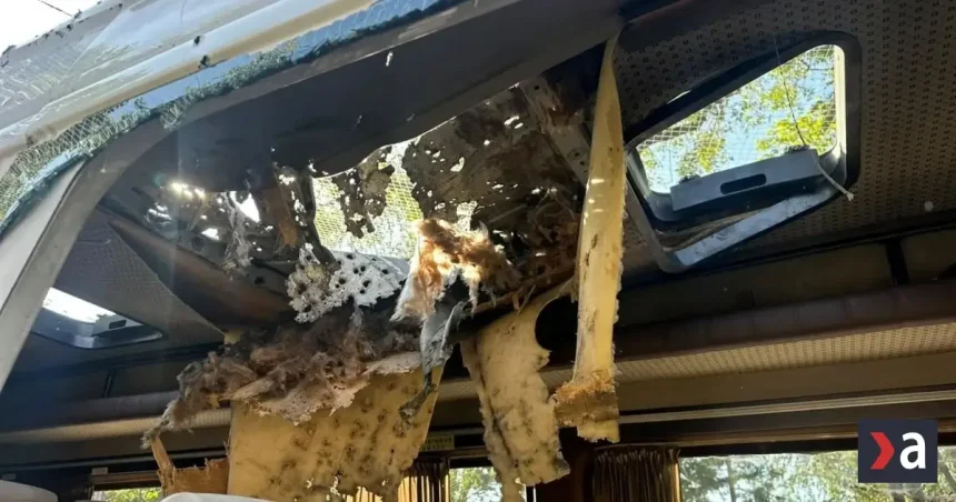 Ruský dron zasiahol ukrajinský minibus pri Nikopole, zomrelo päť civilistov