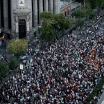 Španielsko zasiahla bytová kríza. Vysťahovanie 87-ročnej seniorky vyvolalo protesty