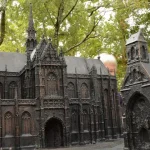 V Košiciach osadili bronzovú miniaturu katedrály