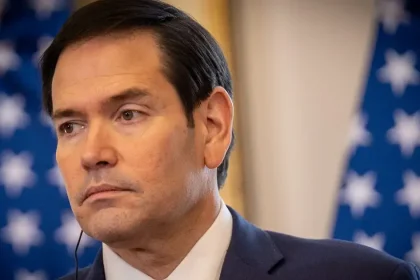 Marco Rubio po zlyhaní rokovaní nariadil iránskej delegácii opustiť USA
