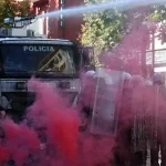 Protesty v Albánsku eskalujú. Študenti napadli budovu ministerstva školstva