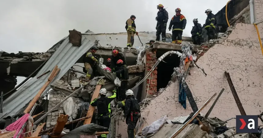 Ruské riadené bomby zabili v Charkove päť ľudí a desiatky zranili