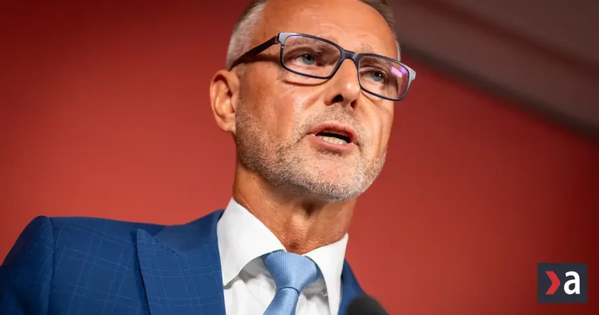 Slovensko nemá byť perifériou, vyhlásil Raši pri výročí Dukly