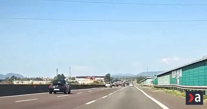 Taliani na trojprúdových diaľniciach jazdia horšie ako Slováci. Majú však eso v rukáve